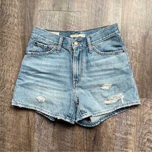 Levi’s 80s Mom Shorts